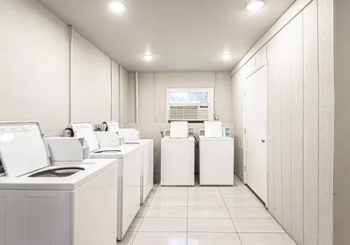 LRUniversityLaundry