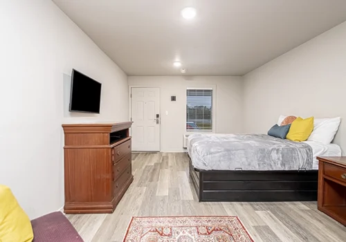 LRUniversityRoom